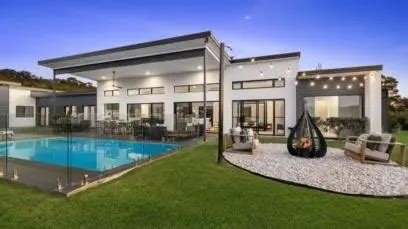 106 Latest RSL Art Union Prize Homes .